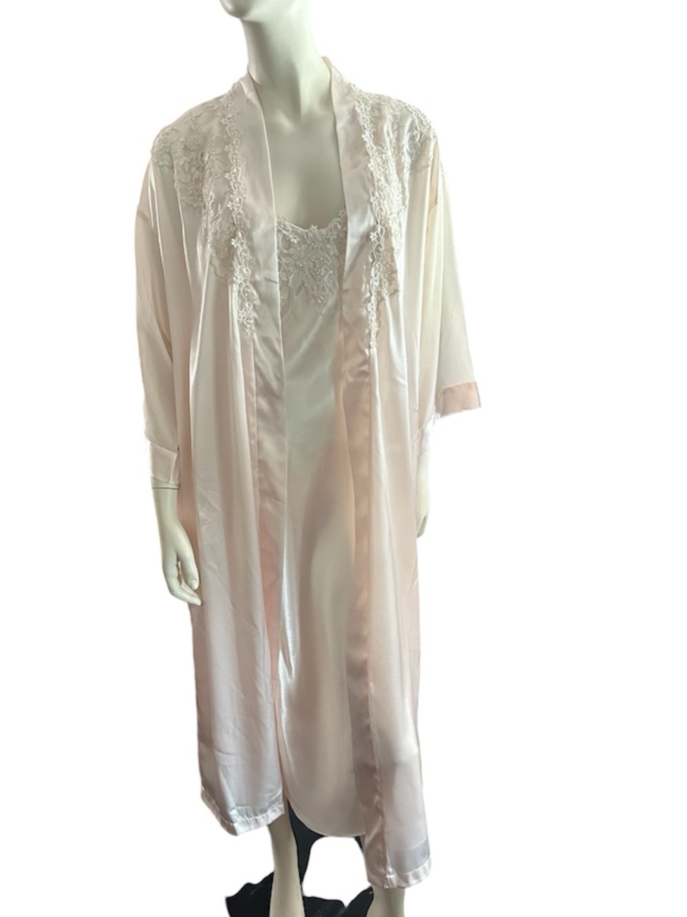 Alexandra Nicole Vintage Lace Embroidered Satin Nightgown & Robe Pink Medium EUC